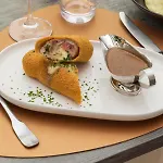 Logis La Chaumiere Hotel 3*