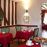 Hotel Logis La Chaumiere 3*