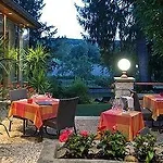 Logis La Chaumiere 3*
