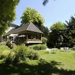 Logis La Chaumiere 3*