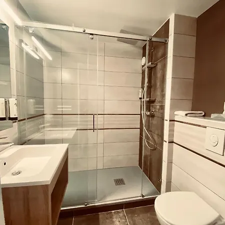 Hotel Logis La Chaumiere