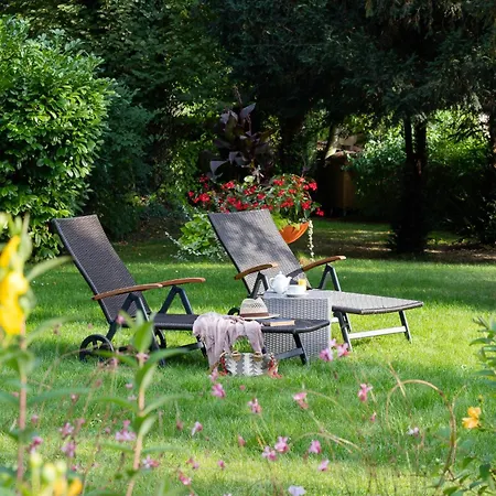 Hotel Logis La Chaumiere 3*