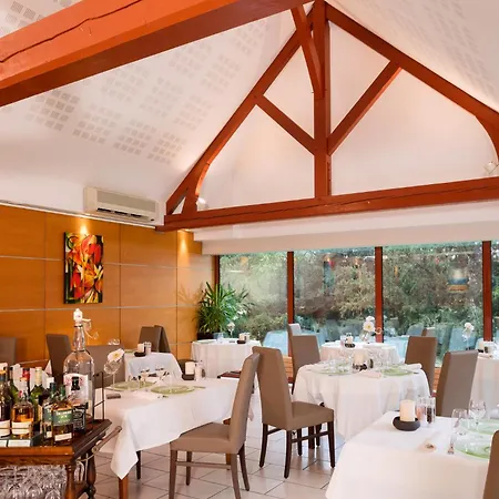 Logis La Chaumière Arsonval