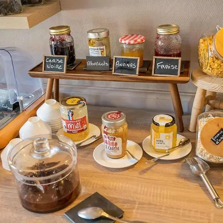 Hotel Logis La Chaumière Arsonval