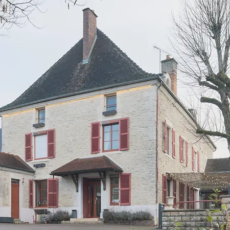 Hotel Logis La Chaumiere 3*