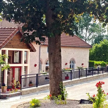 Logis La Chaumiere 3*