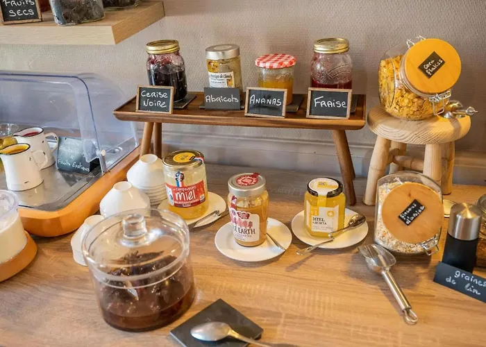 Hotel Logis La Chaumiere Arsonval