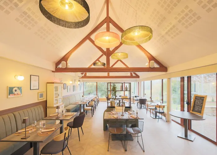 Logis La Chaumiere 3*