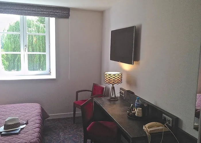 Logis La Chaumiere Arsonval